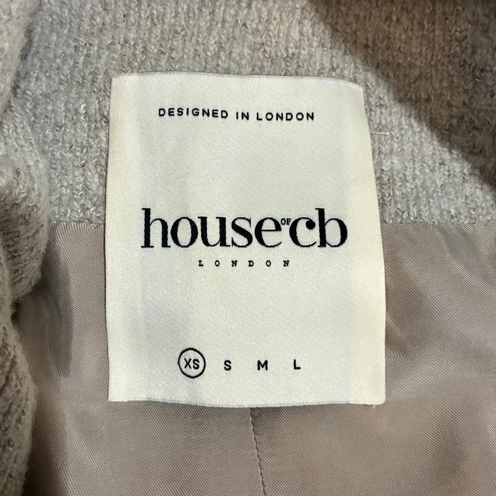 House of CB Pascal Opal Open Knit C Shape Puffer Crop Jacket , XS - Picture 8 of 8